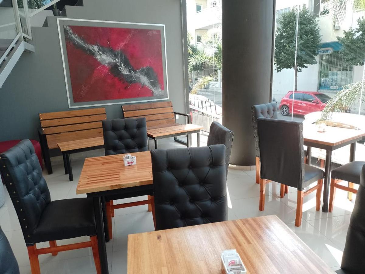Golden Ross Hotel Villa Carlos Paz Ngoại thất bức ảnh